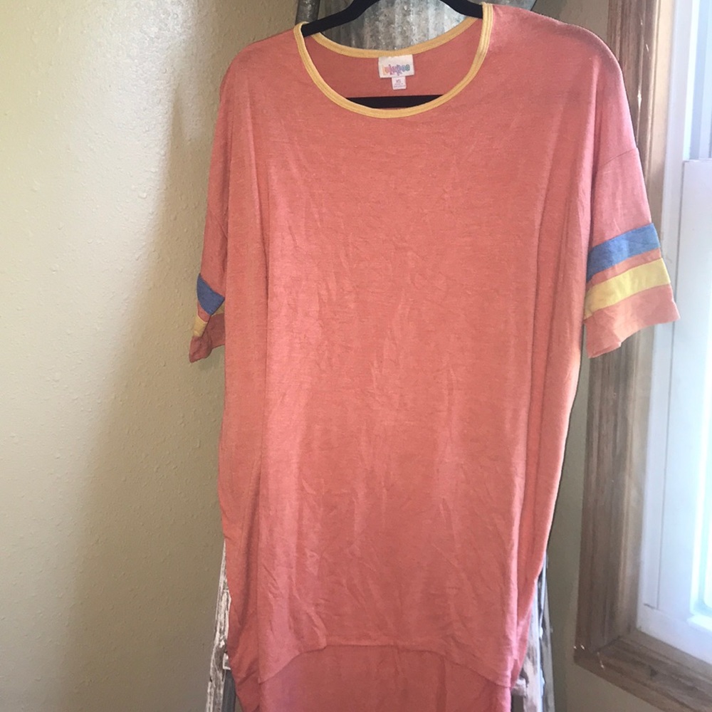 Lularoe T-shirt